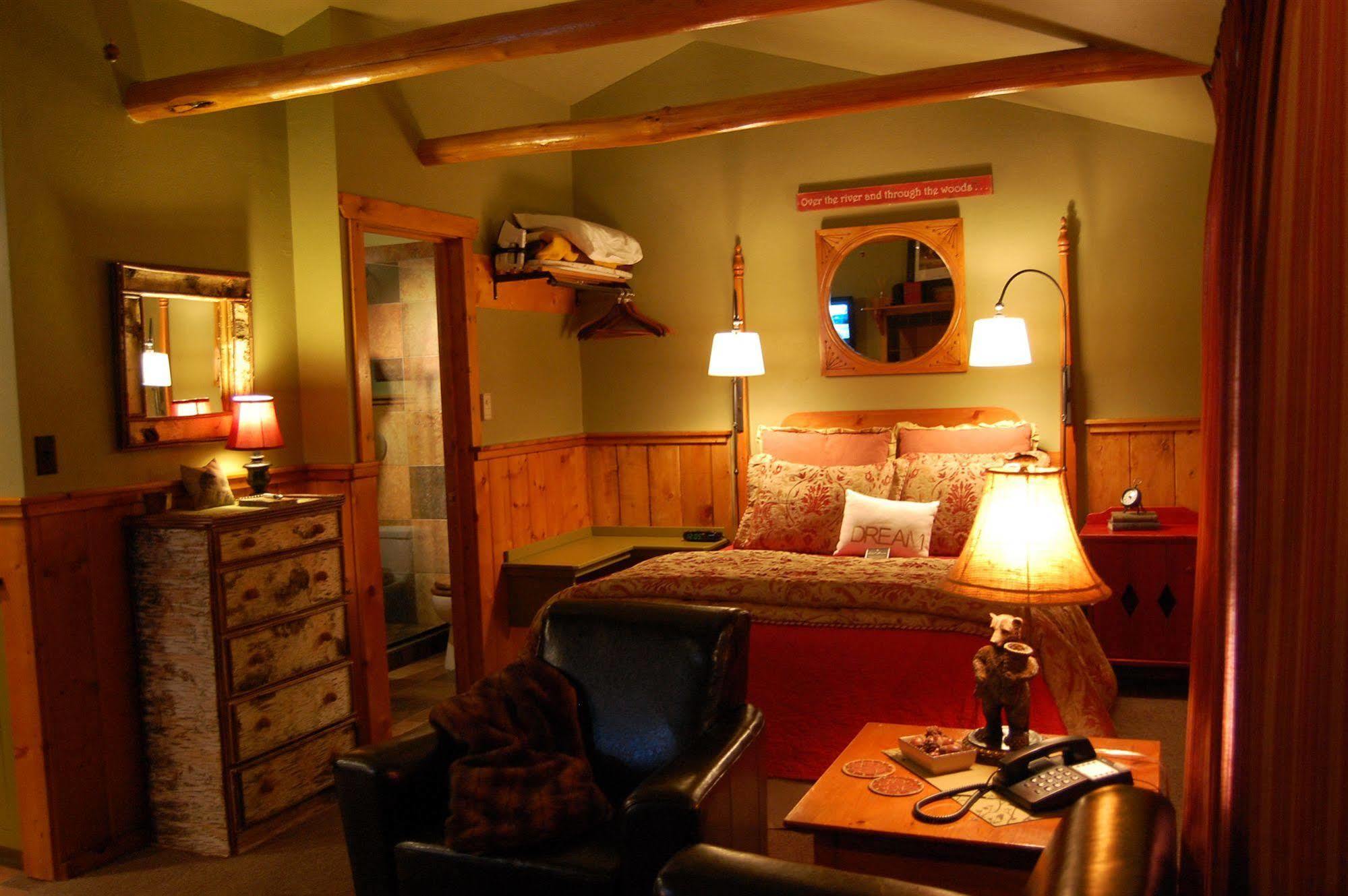 Highland Haven Creekside Inn إيفيرغرين المظهر الخارجي الصورة
