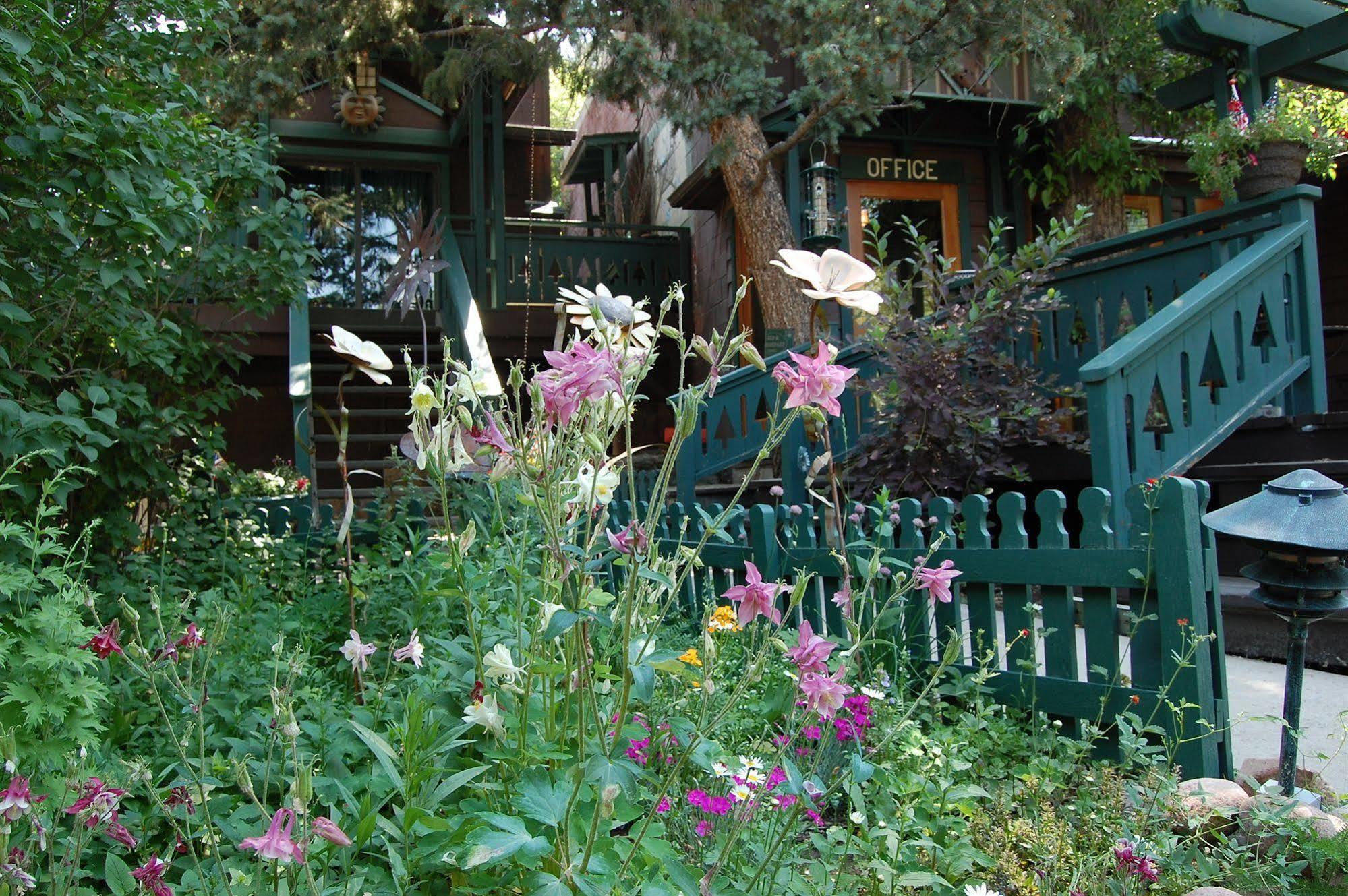 Highland Haven Creekside Inn إيفيرغرين المظهر الخارجي الصورة