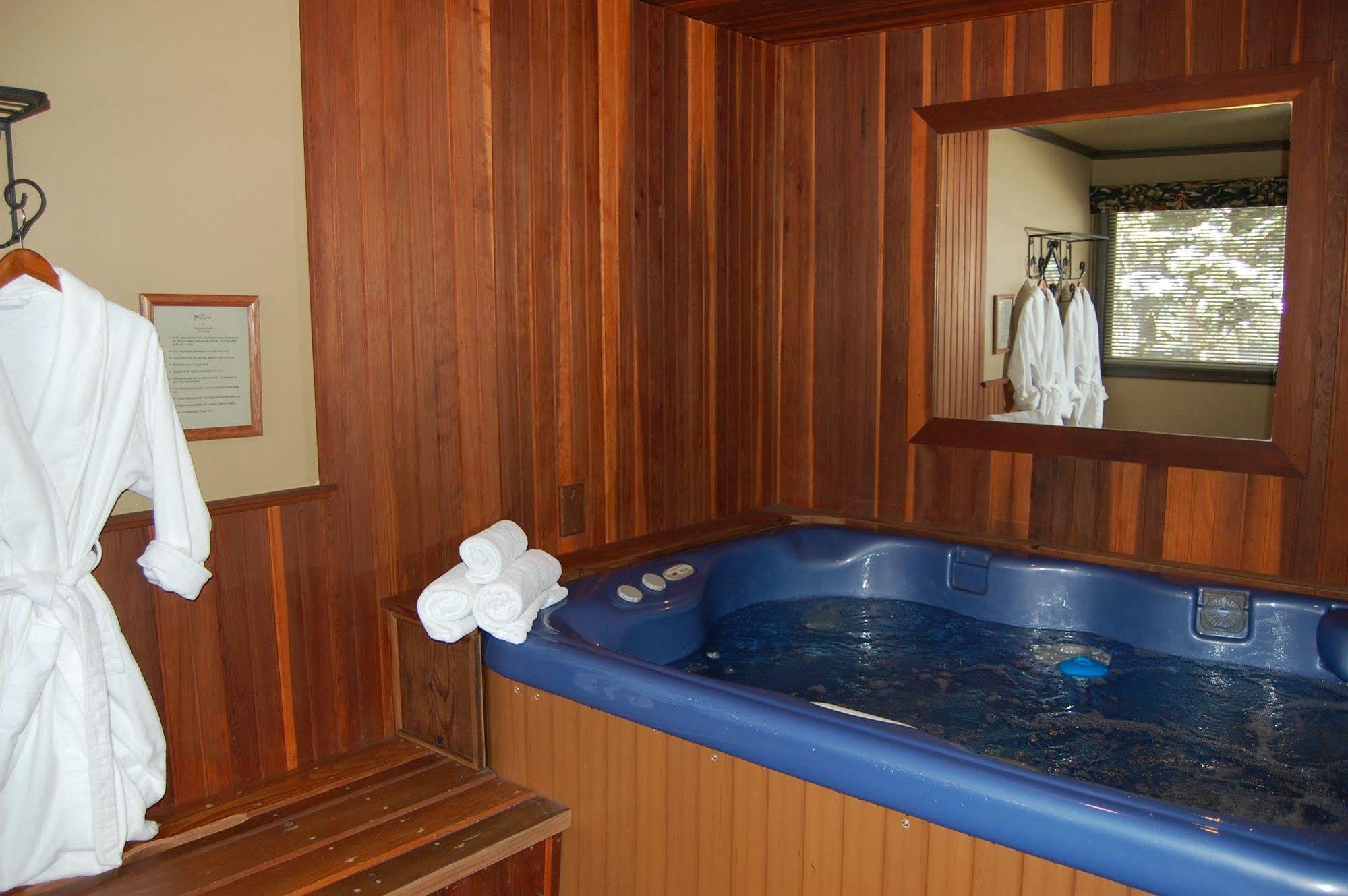 Highland Haven Creekside Inn إيفيرغرين المظهر الخارجي الصورة
